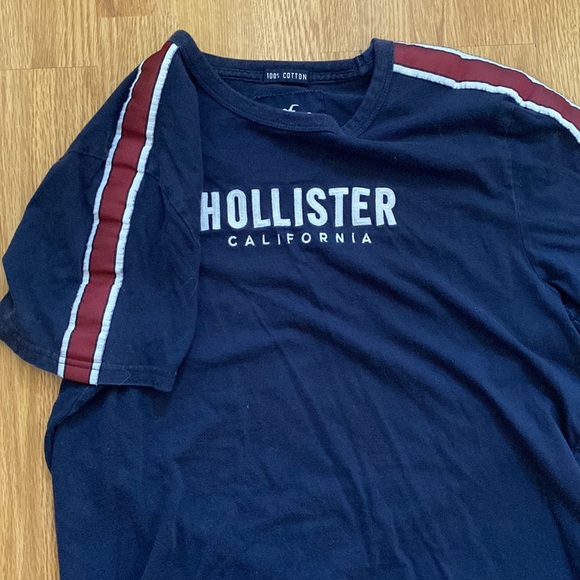 Hollister T-Shirt - Picture 3 of 4